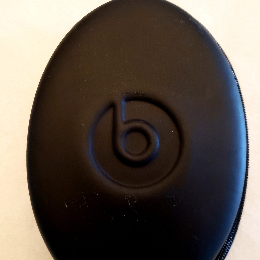 Beats by Dre MONSTER hard case headphone covers.